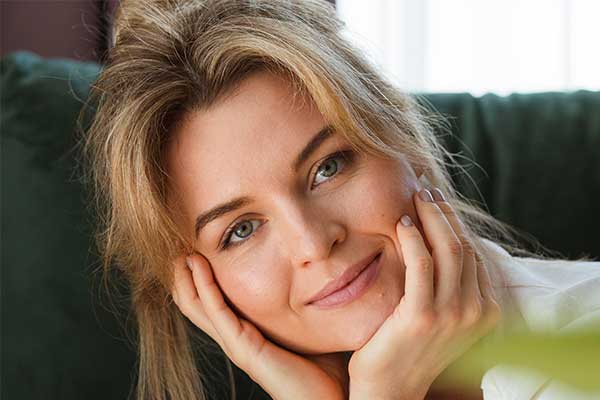 Anti-Aging-Behandlungen mit Aqua-Facial und Microneedling für Gärtringen und Umgebung Anti-Aging-Behandlungen mit Aqua-Facial und Microneedling für Gärtringen und Umgebung