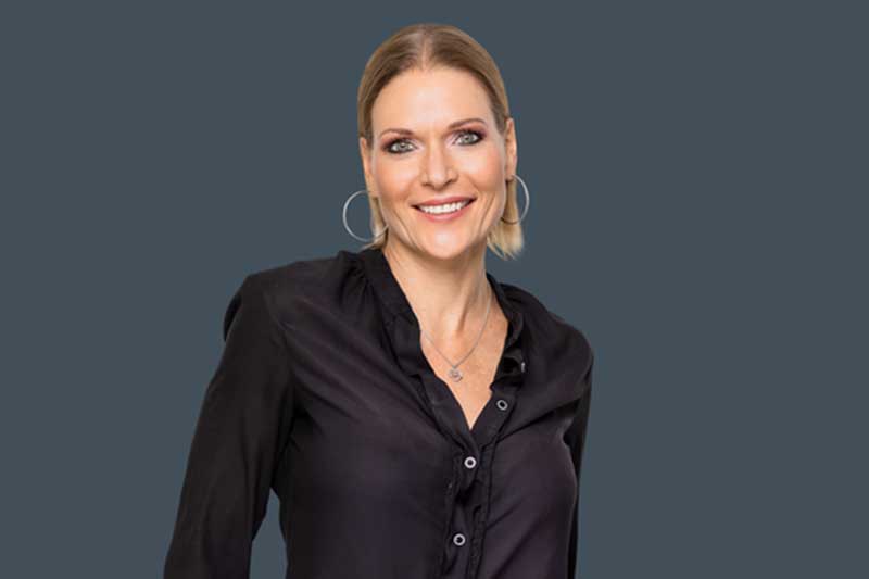 Tanja Rost Kosmetikerin für die Gemeinde 71083 Herrenberg im Kosmetikstudio The Cream Tanja Rost Kosmetikerin für die Gemeinde 71083 Herrenberg im Kosmetikstudio The Cream