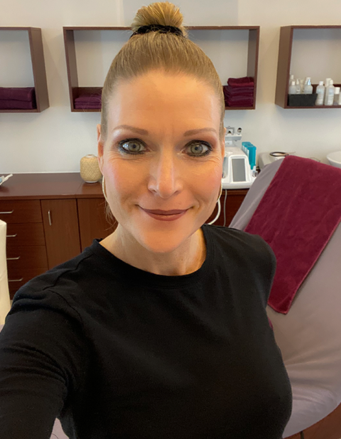 Kosmetikerin Tanja Rost von The Cream Medical Cosmetics in Nufringen